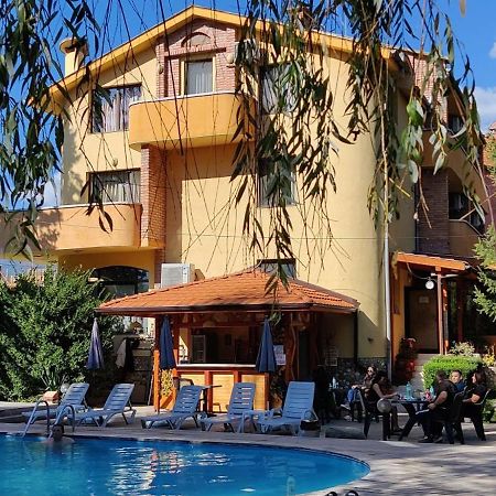 Family Hotel IV Velingrad Eksteriør bilde