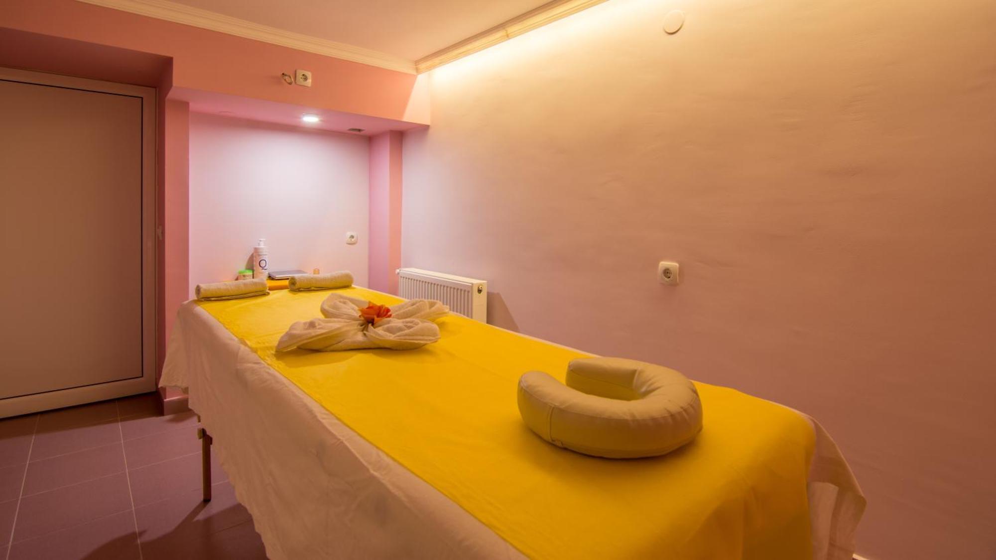 Family Hotel IV Velingrad Eksteriør bilde