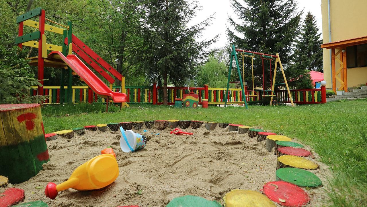 Family Hotel IV Velingrad Eksteriør bilde